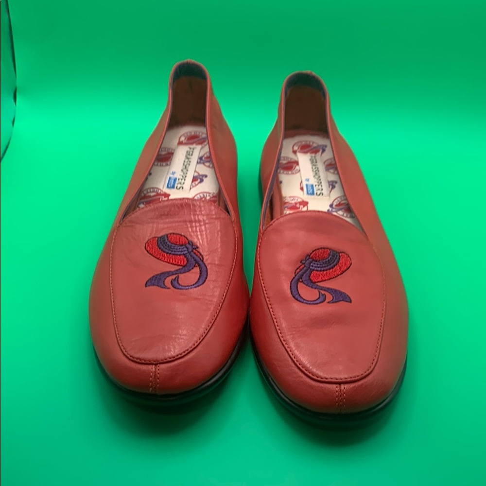 KEDS GRASSHOPPER Women’s Red Leather Loafers. RED HATS.   $25